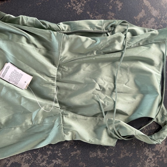 Abercrombie Side-Ruched Maxi Dress - Picture 4 of 5